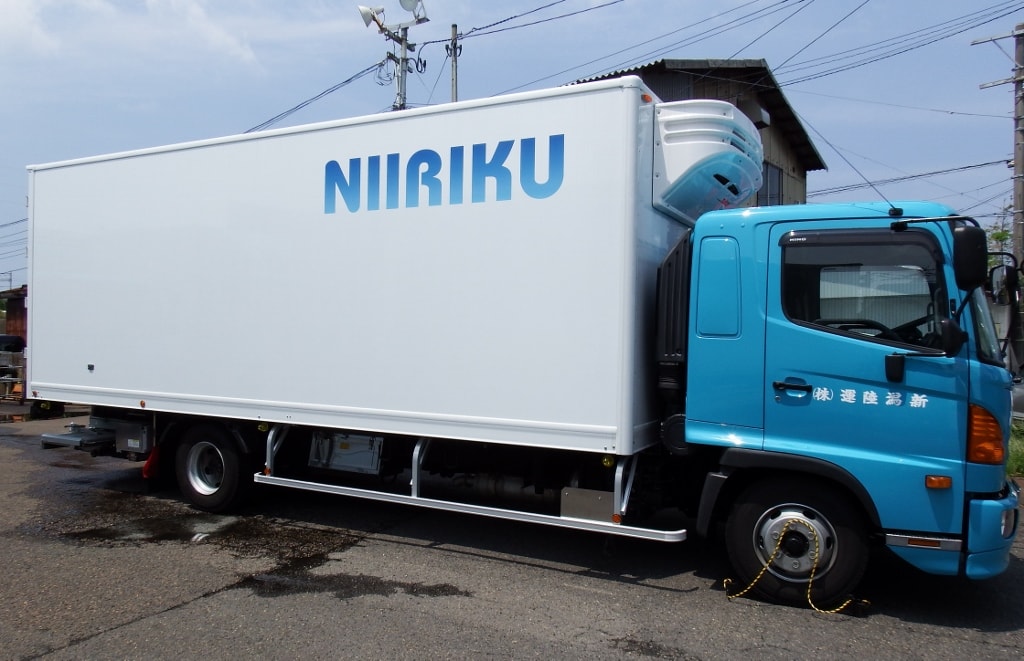 2017年 新車紹介 | 全国配送！新潟の運送・運輸は新潟陸運株式会社